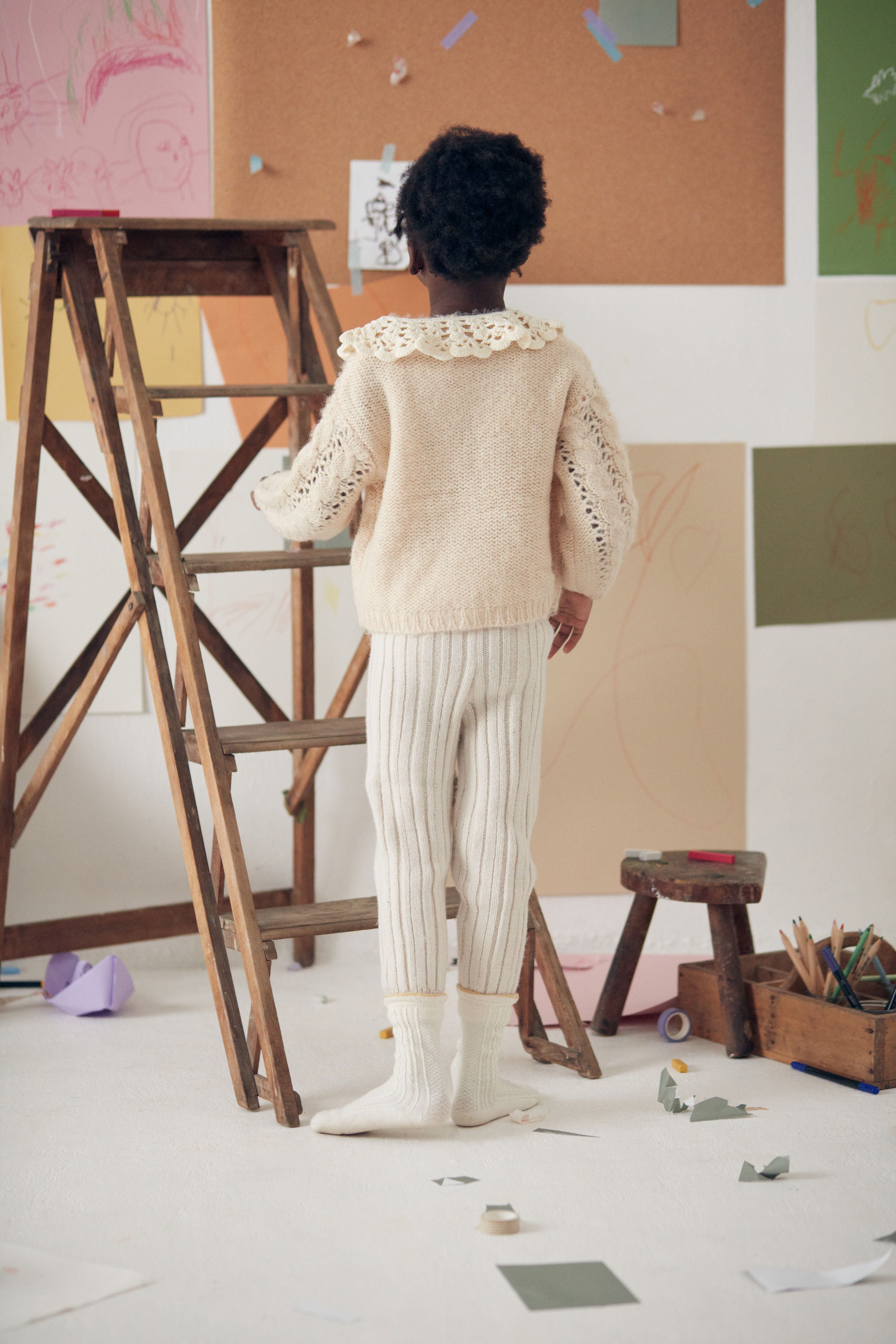 Cream Irregular Rib Knit Elastic Waist Scalloped Edge Leggings