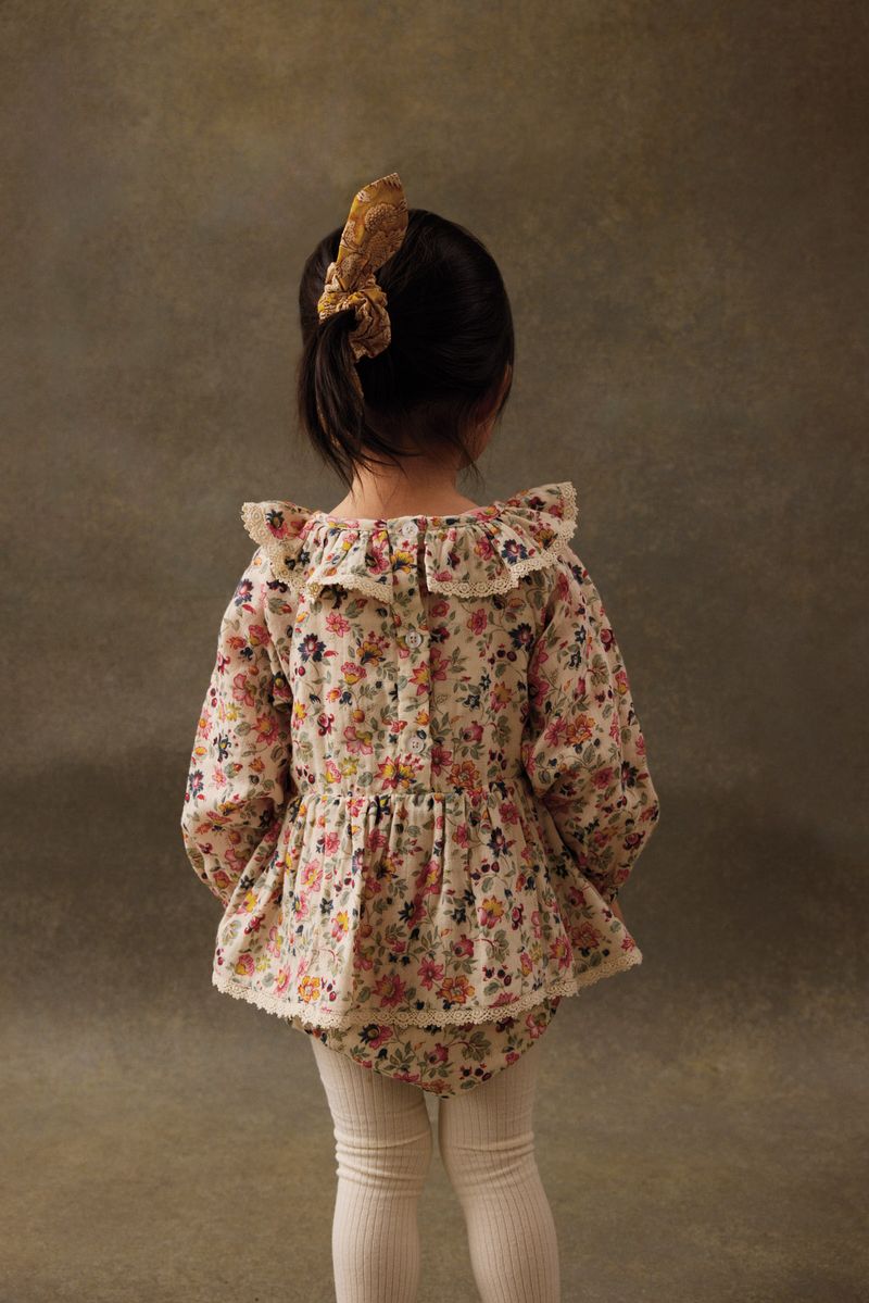 Cream Wild Flowers Ruffled Collar Lace Trim Romper
